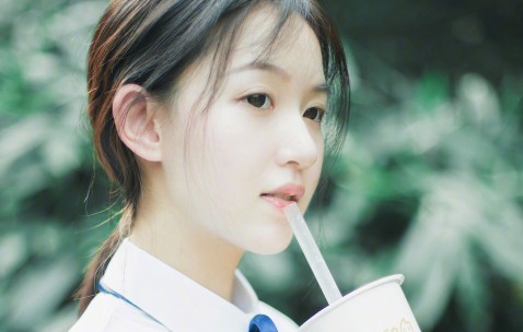 囊状卵泡（囊状卵泡是次级卵泡吗）