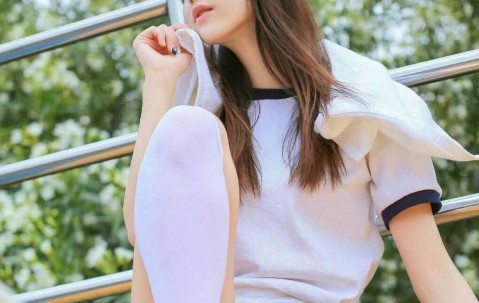 怀孕初期流褐色分泌物一天没了（怀孕初期流褐色分泌物一天没了正常吗）