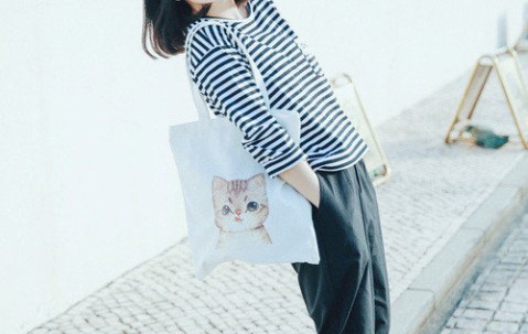 怀孕初期太用力出血是怎么回事啊（怀孕初期太用力出血是怎么回事啊）